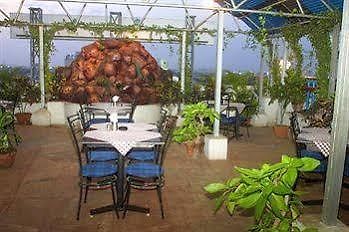 צ'נאי Hotel Maurya International מראה חיצוני תמונה